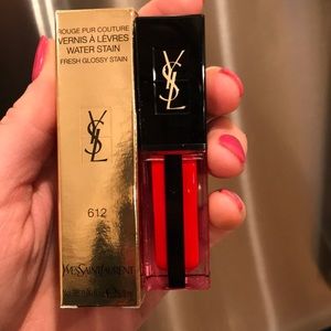 YSL VERNIS À LÈVERES WATER STAIN
